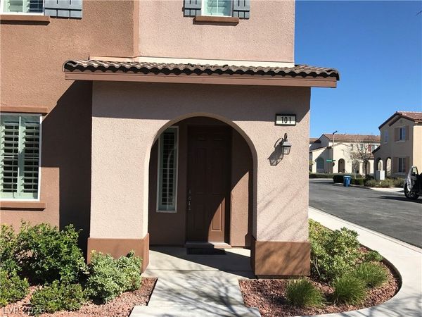 11402 Newton Commons Drive , Las Vegas, NV 89135