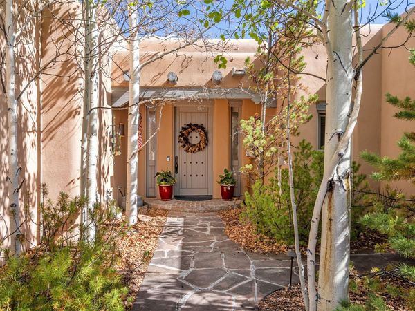 14 Avenida Aldea , Santa Fe, NM 87507
