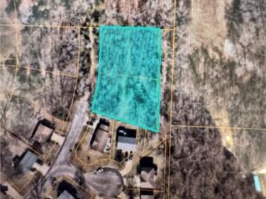 404 N Countryside Road, Blue Springs, MO 64015