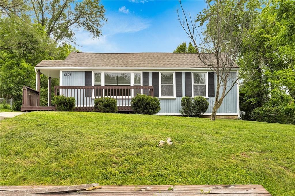 6605 N Edison Avenue, Kansas City, MO 64151 Main Photo