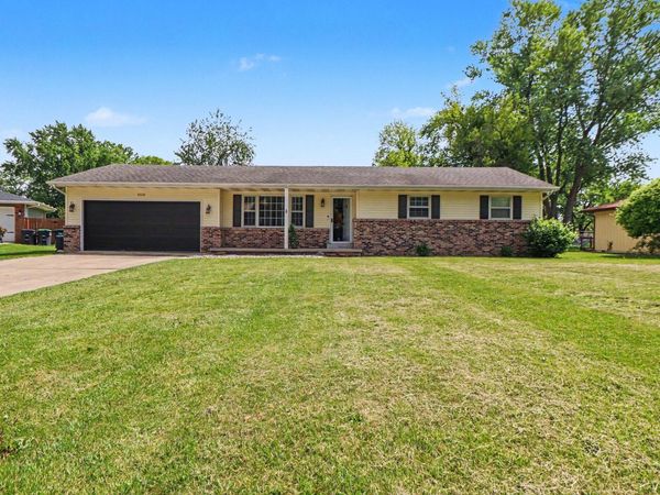 5531 Morehouse Court , Portage, IN 46368