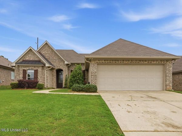 447 Greenfield Ridge Circle, Brandon, MS 39042