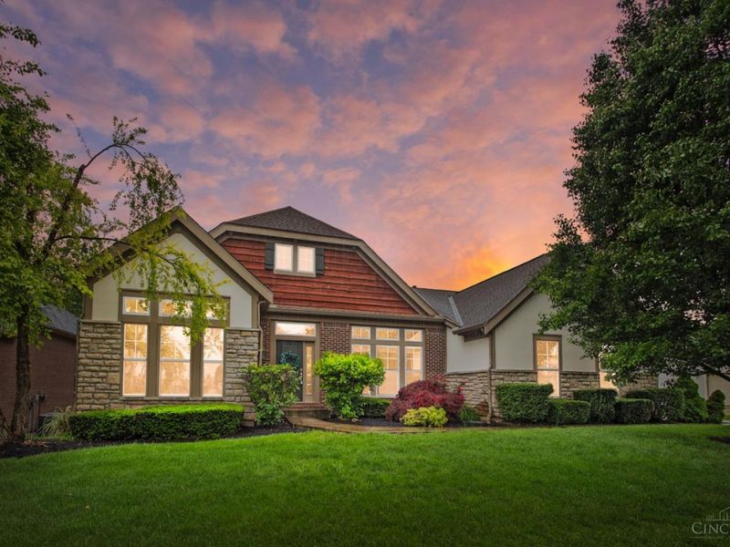 1469 Shaker Run Boulevard, Lebanon, OH 45036 Photo 1