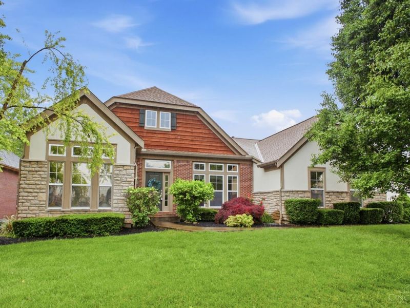 1469 Shaker Run Boulevard, Lebanon, OH 45036 Photo 3
