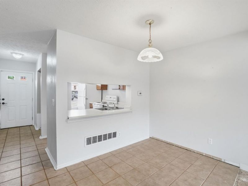 5657 Baines Holding, Miami Twp, OH 45150 Photo 10