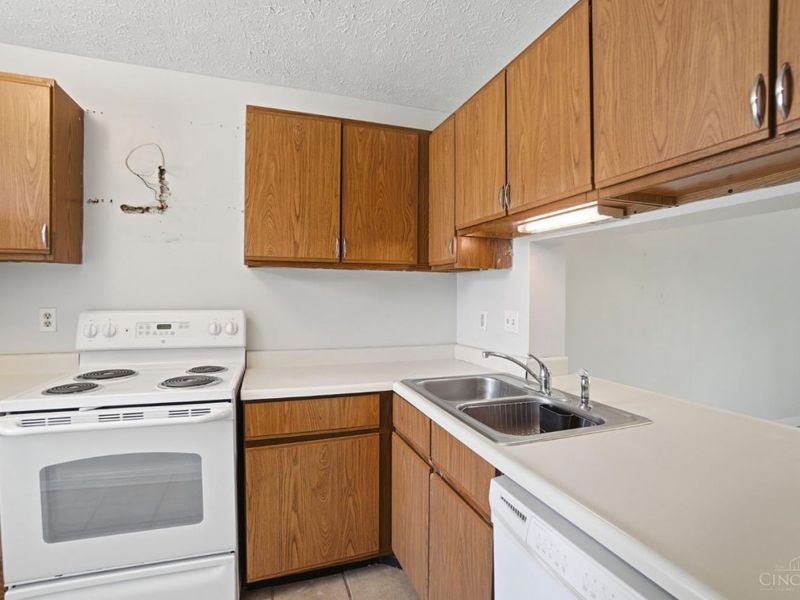 5657 Baines Holding, Miami Twp, OH 45150 Photo 12
