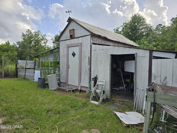 21102 NW Lakeview Drive, Altha, FL 32421