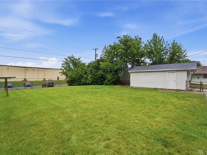 1923 Portage Path, Springfield, OH 45506 Photo 37