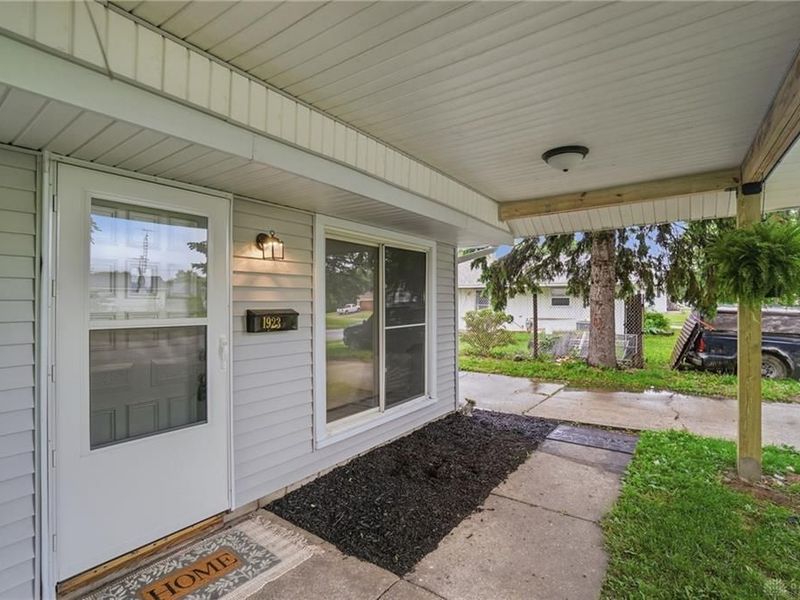 1923 Portage Path, Springfield, OH 45506 Photo 4