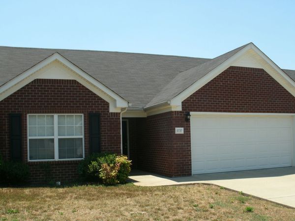 3737 Southbend Dr , Murfreesboro, TN 37128