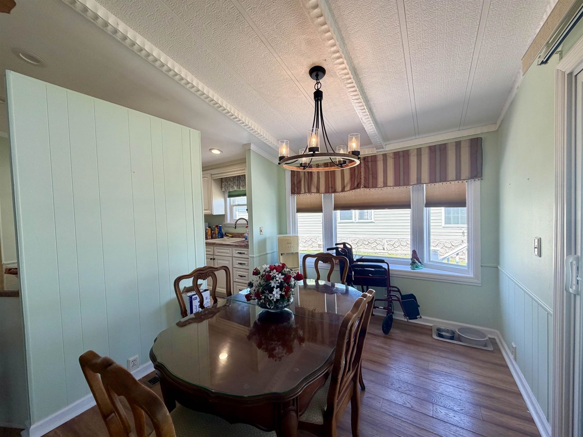 368 East Lake Dr.  Photo 6