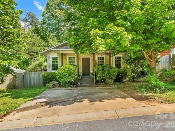 5 Springmill Drive , Asheville, NC 28806