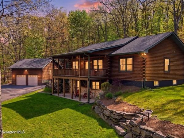 124 Water View Drive , Hawley, PA 18428