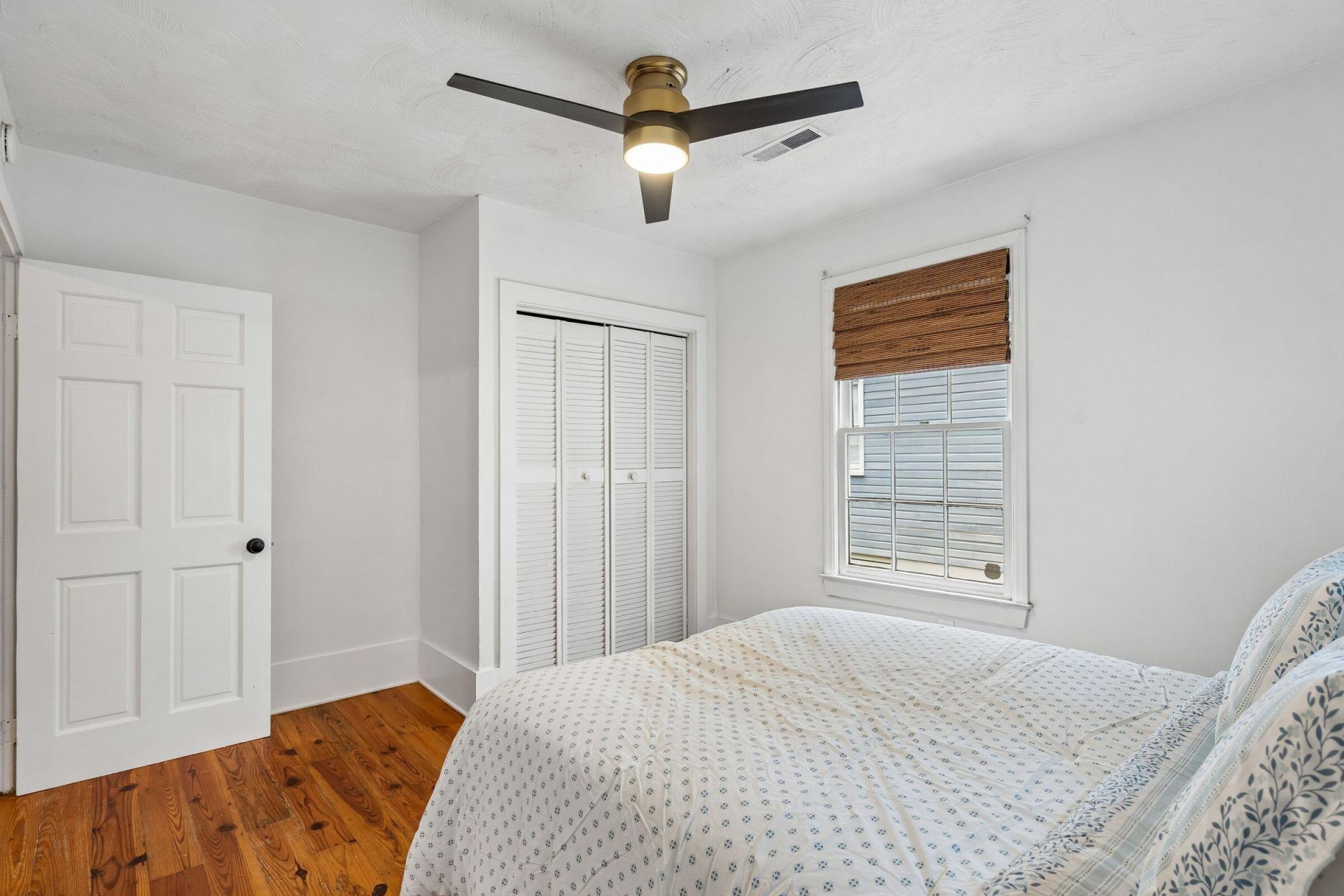 80 Nassau Street Photo 26
