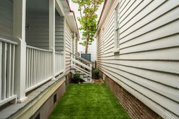80 Nassau Street photo 4