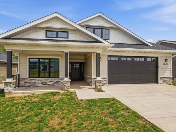 3678 Lasso Court, Dubuque, IA 52002