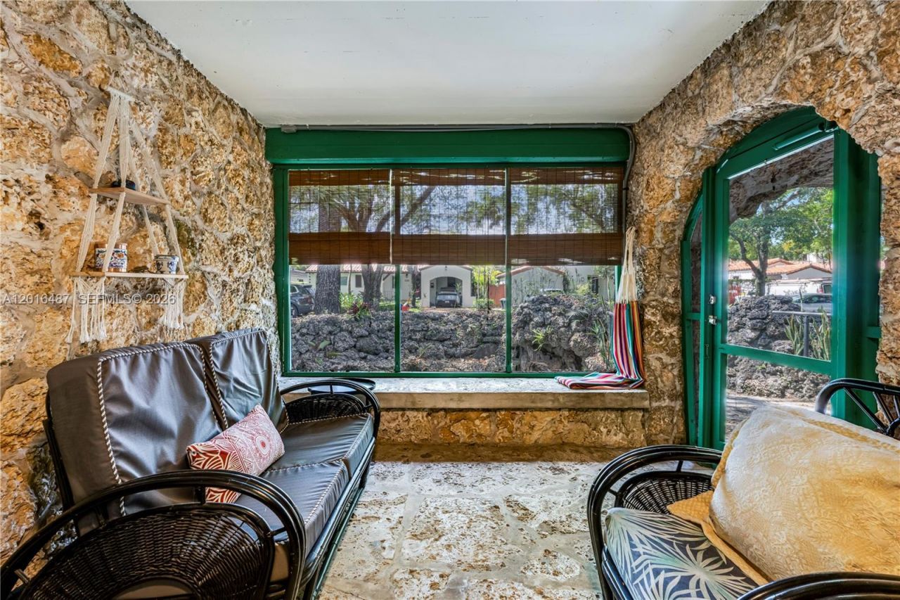 1301 Milan Ave , Unit 3, Coral Gables, FL 33134 Photo