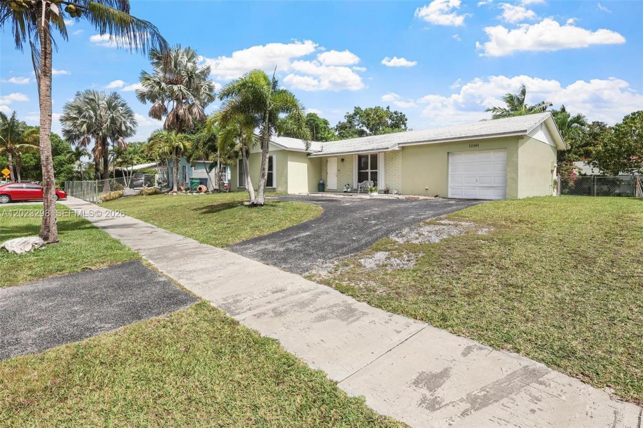 12381 SW 264th St , Homestead, FL 33032 Photo