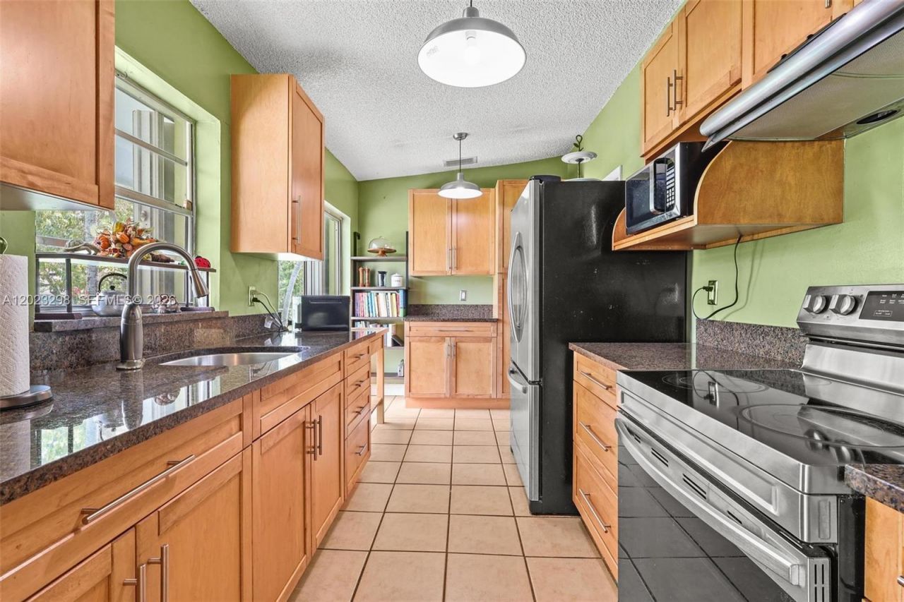 12381 SW 264th St , Homestead, FL 33032 Photo