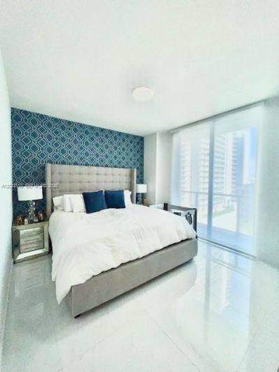 79 SW 12th St , Unit 1806, Miami, FL 33130 Photo