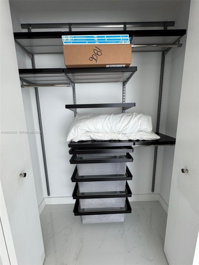 79 SW 12th St , Unit 1806, Miami, FL 33130 Photo