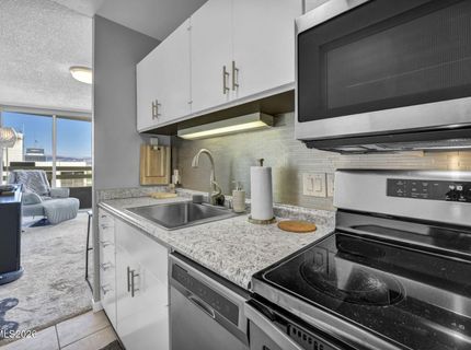 100 N Arlington Avenue, Unit 18A, Reno, NV 89501 Photo