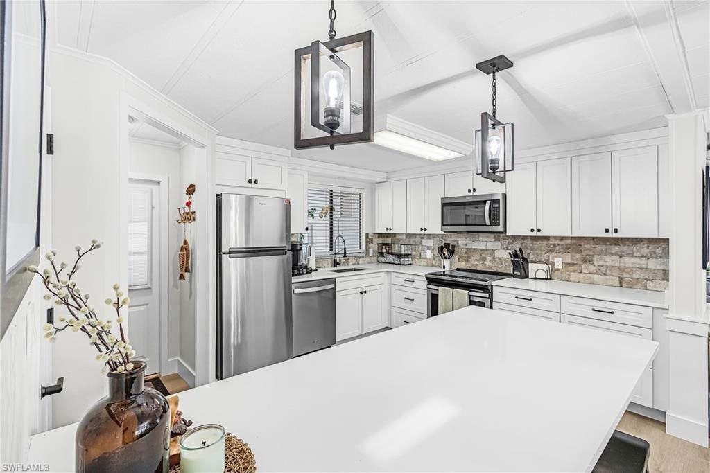 3019 Bowsprit Ln, Saint James City, FL 33956 Photo