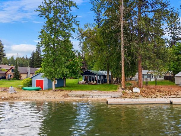 40349 Sunset Dr, Loon Lake, WA 99148