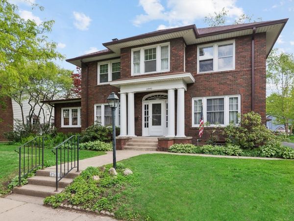 2540 19th Avenue , Rock Island, IL 61201