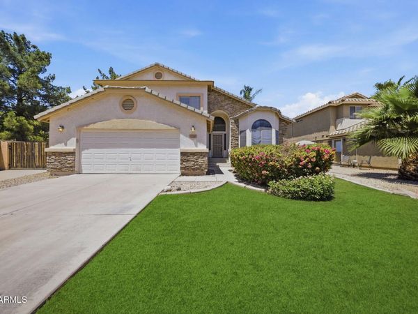 3230 E FORD Avenue, Gilbert, AZ 85234