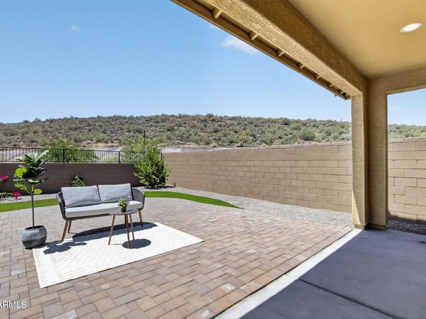 3253 W JUNIPER CANYON Drive, Phoenix, AZ 85083