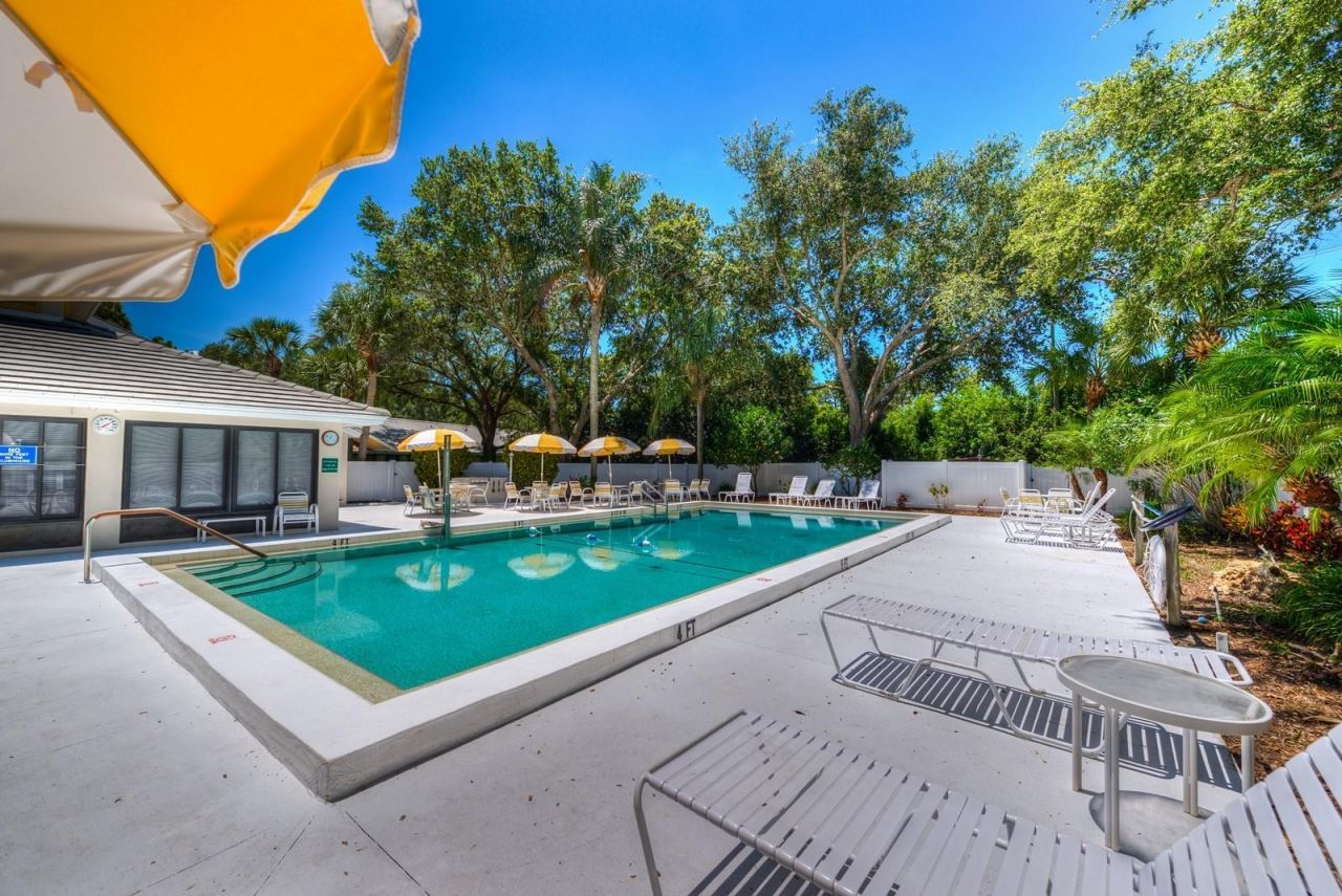 130 Southampton Place, Unit 360, Venice, FL 34293 Photo