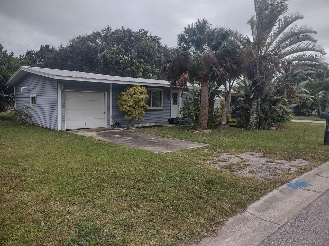 227 Woodland Avenue, Cocoa Beach, FL 32931 Photo