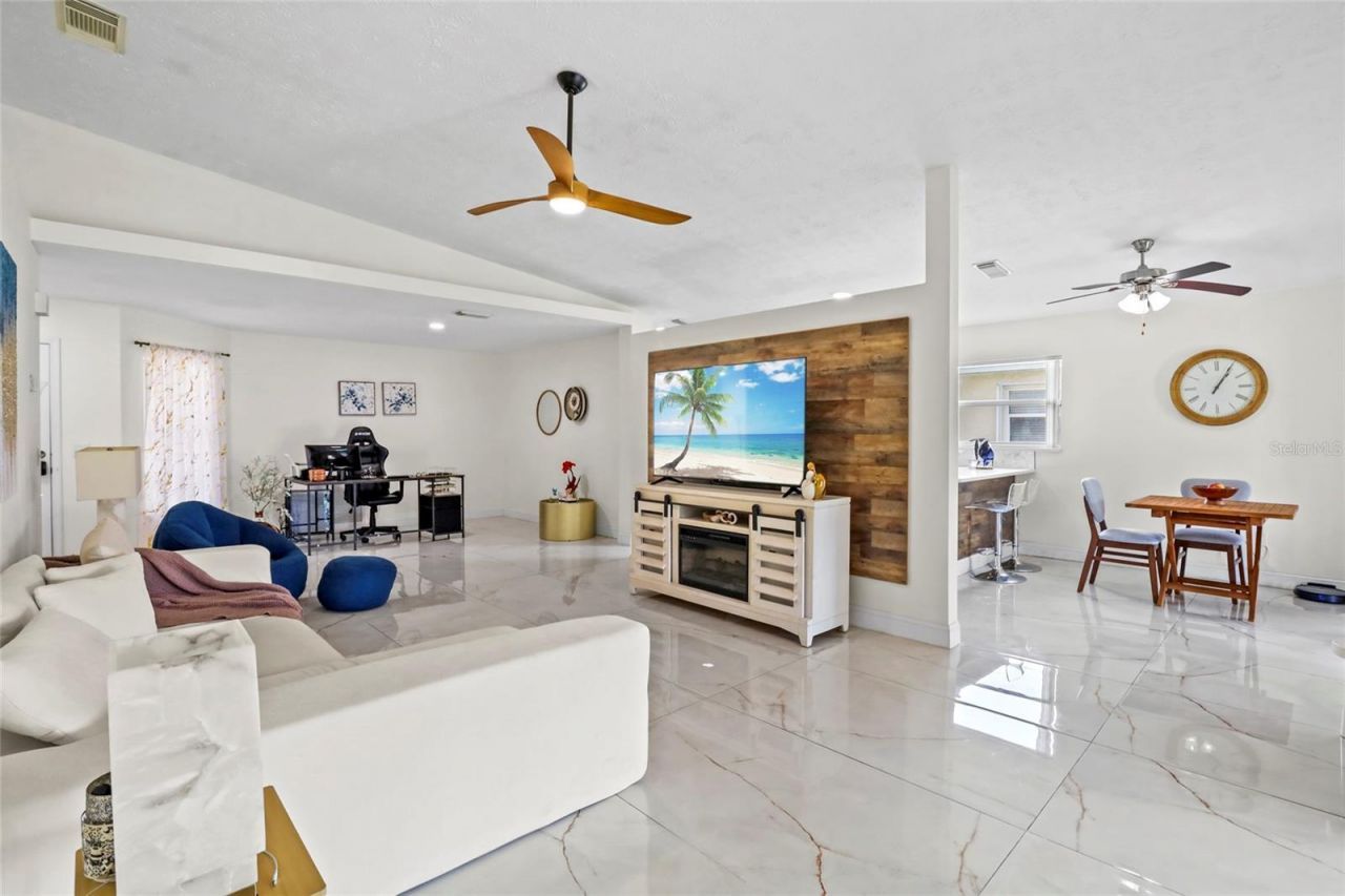 6648 Gaviota , Fort Pierce, FL 34951 Photo