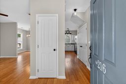 216 Trillium Avenue photo 4