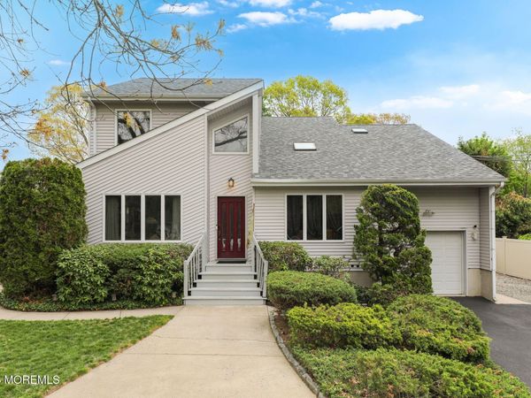180 Central Avenue, Island Heights, NJ 08732