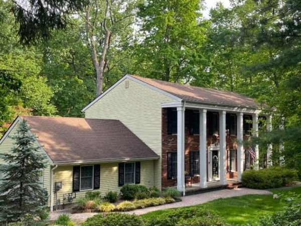 71 Cheshire Ln, Ringwood, NJ 07456