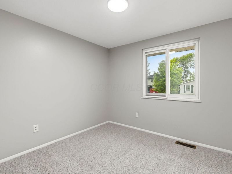 2127 Shawbury Court E, Columbus, OH 43229 Photo 15