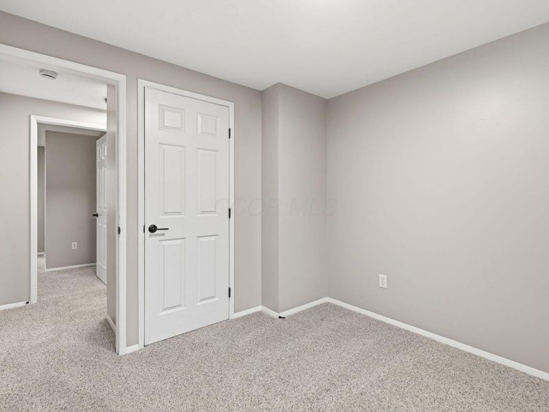 2127 Shawbury Court E, Columbus, OH 43229 Photo 16