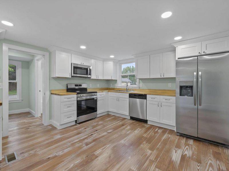 3700 Grove City Road , Grove City, OH 43123 Photo 13