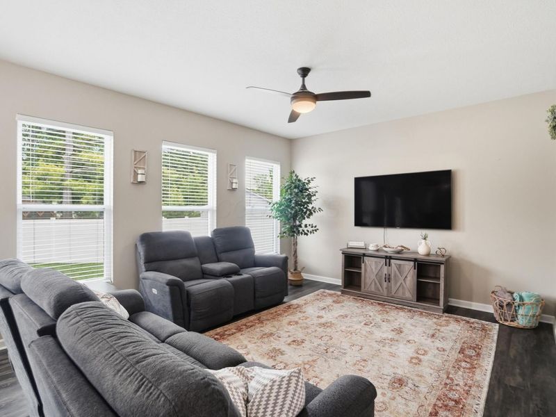 2942 Green Line Way, Columbus, OH 43231 Photo 11
