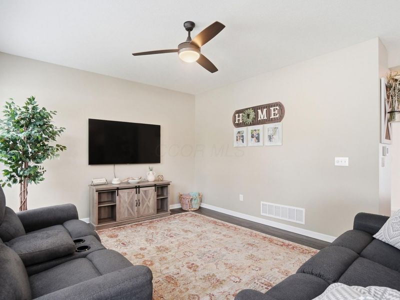 2942 Green Line Way, Columbus, OH 43231 Photo 12