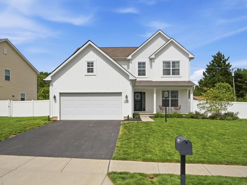 2942 Green Line Way, Columbus, OH 43231 Photo 2