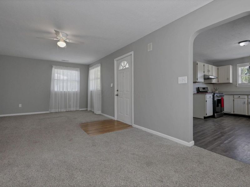 1010 E Locust Street , Lancaster, OH 43130 Photo 7