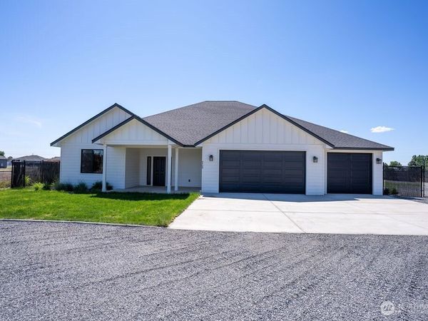 6409 Road 2.15 NE, Moses Lake, WA 98837