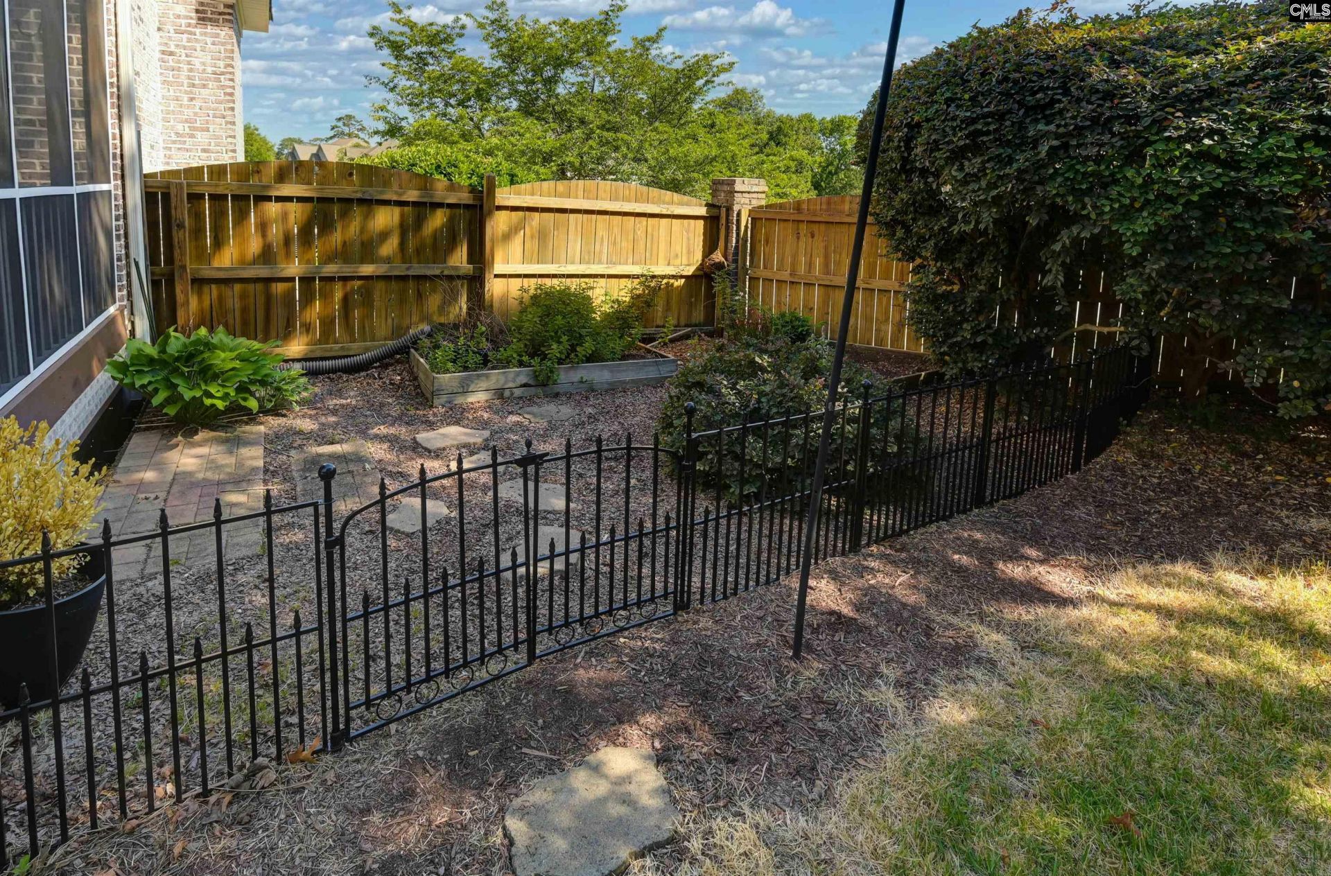 447 Beaumont Park Circle Photo 42