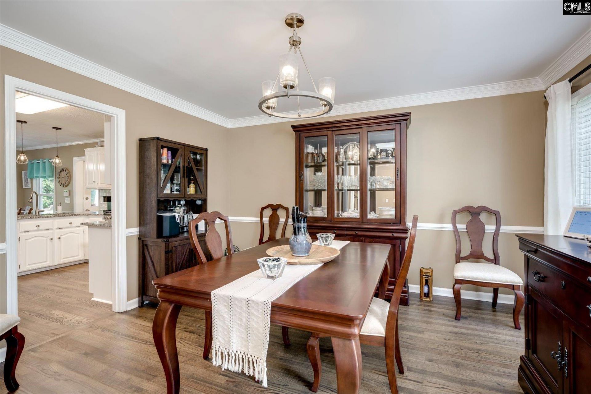 288 Cheltenham Drive  Photo 12
