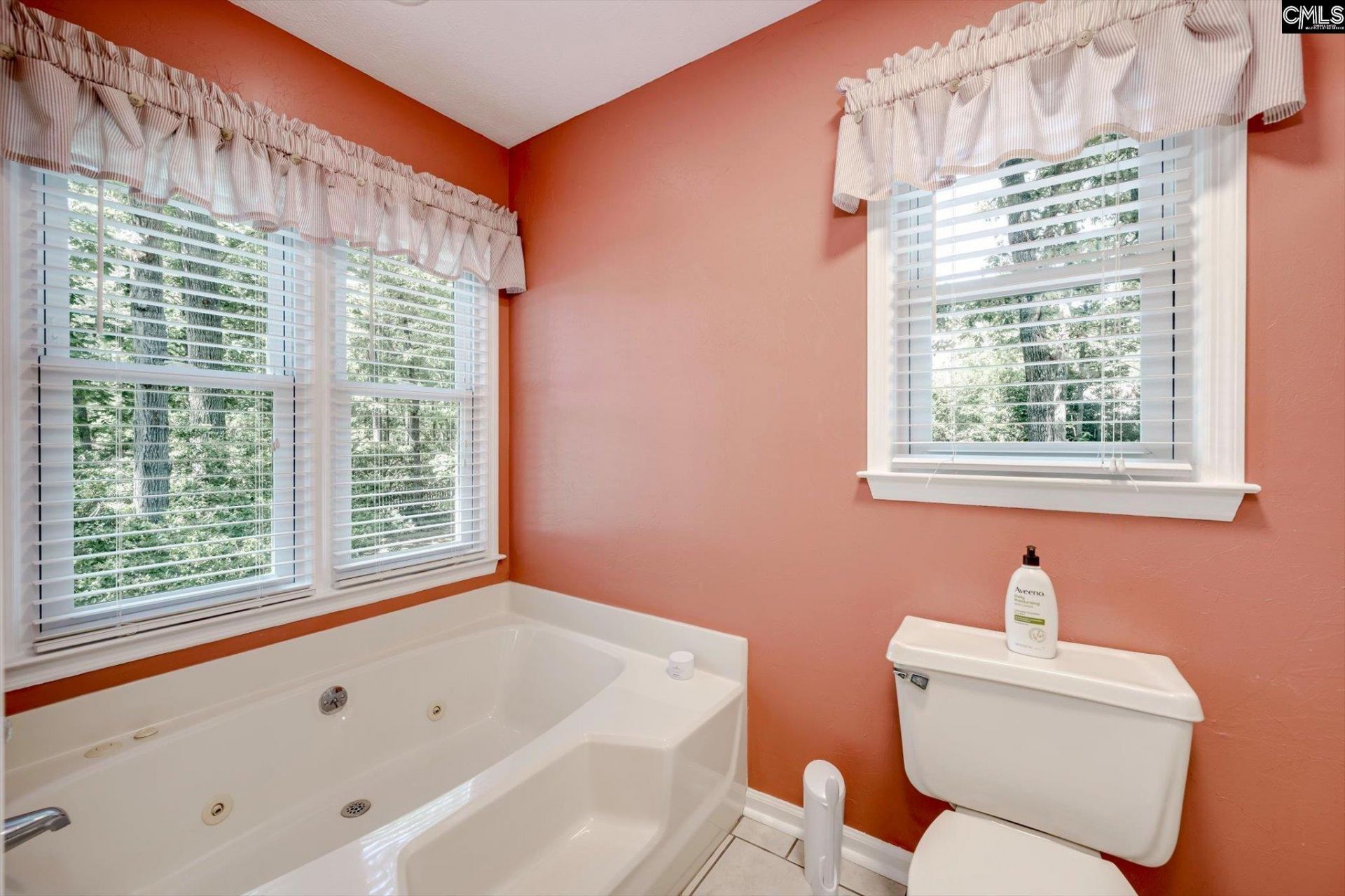 288 Cheltenham Drive  Photo 25