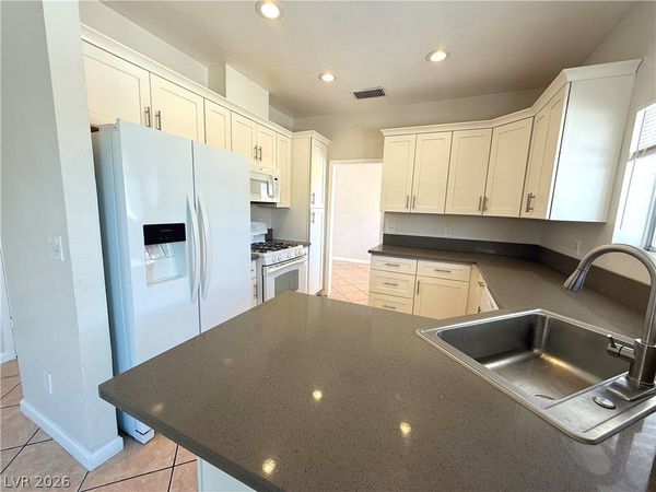 6368 Carmen Boulevard, Las Vegas, NV 89108