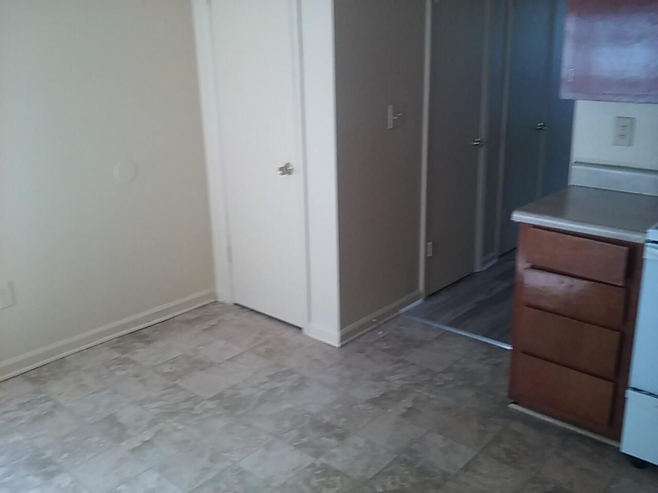 110 Magwood Photo 5